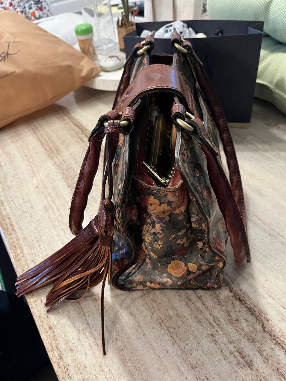 Patricia Nash Floral Print Shoulder Satchel in Brown with Tassel Accent w/wallet - Picture 3 of 8